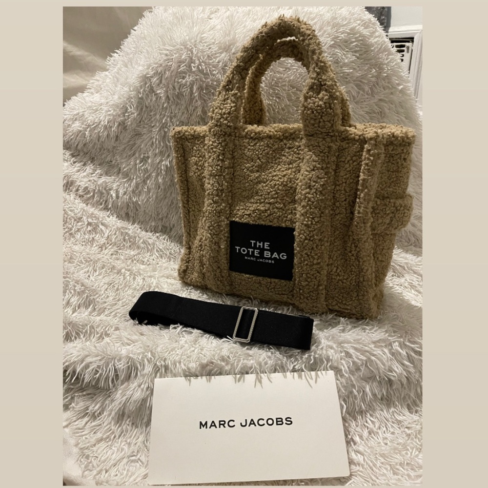 the tote bag